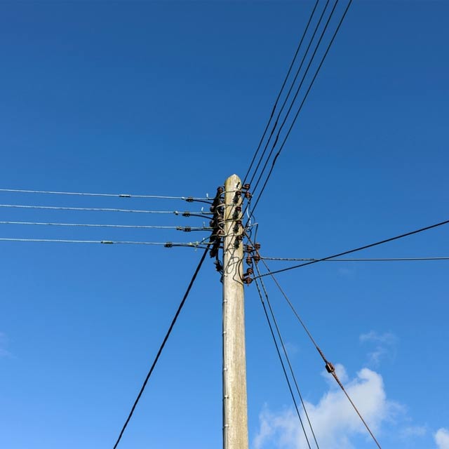 overhead-cable